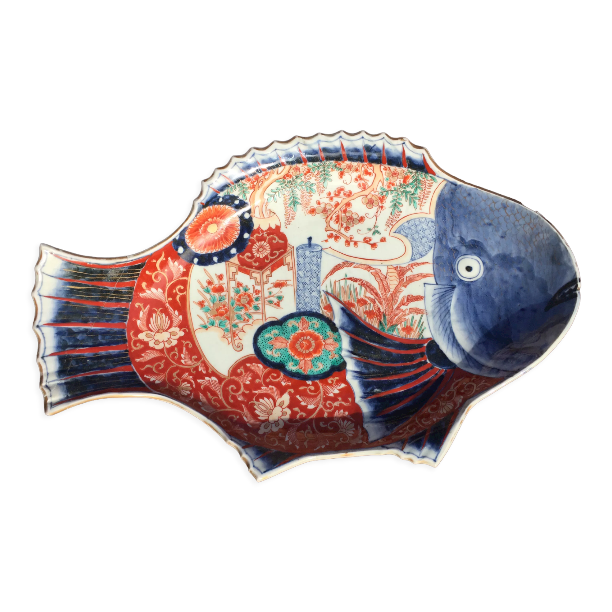 Imari dish in the shape of fish 41 x 26cm