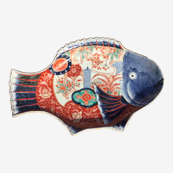 Imari dish in the shape of fish 41 x 26cm