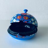 Boîte ancienne en papier mâché