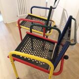 Paire de chaises cubistes en métal France des années 1950.