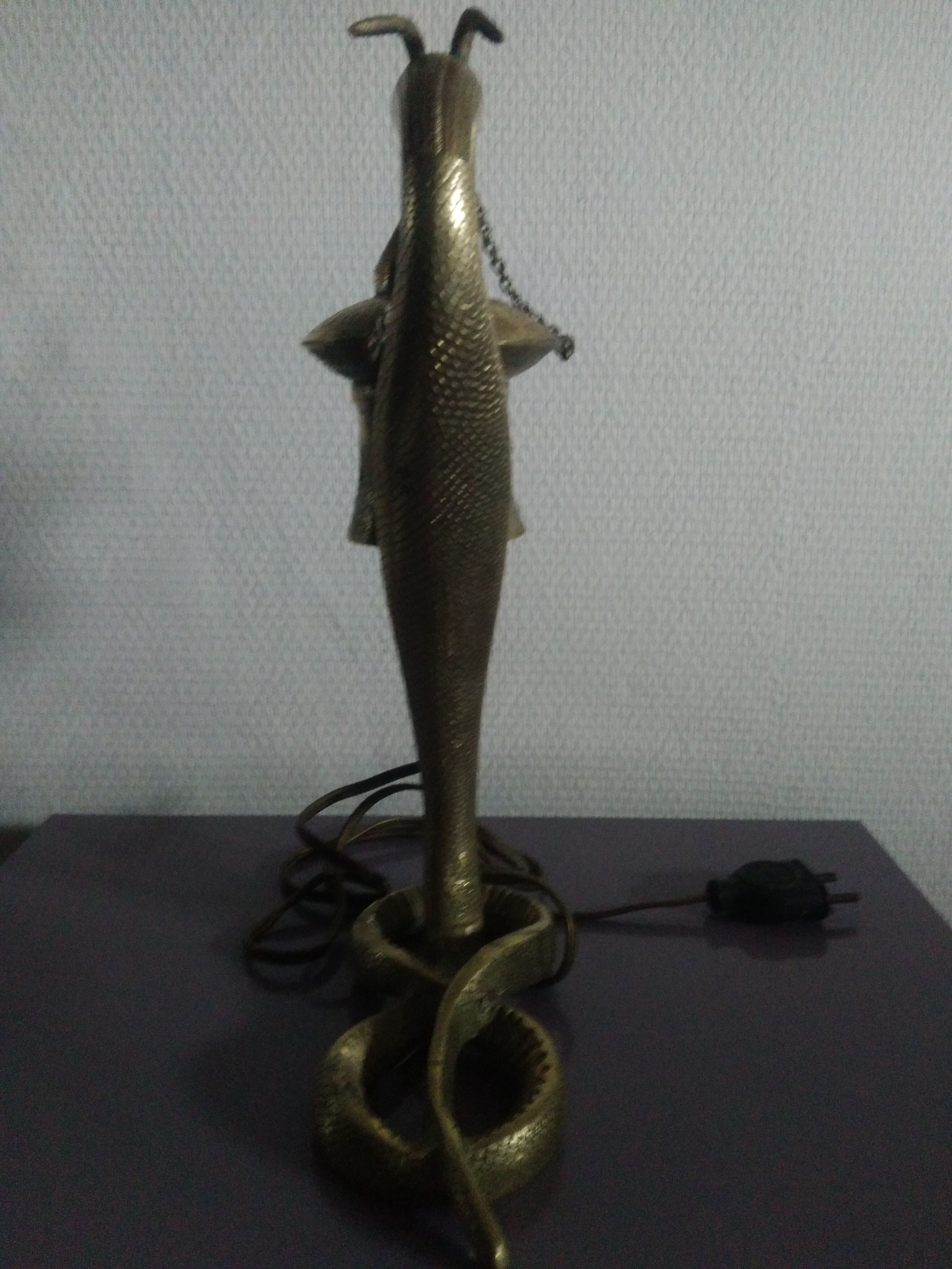 Cobra Art Deco Lamp