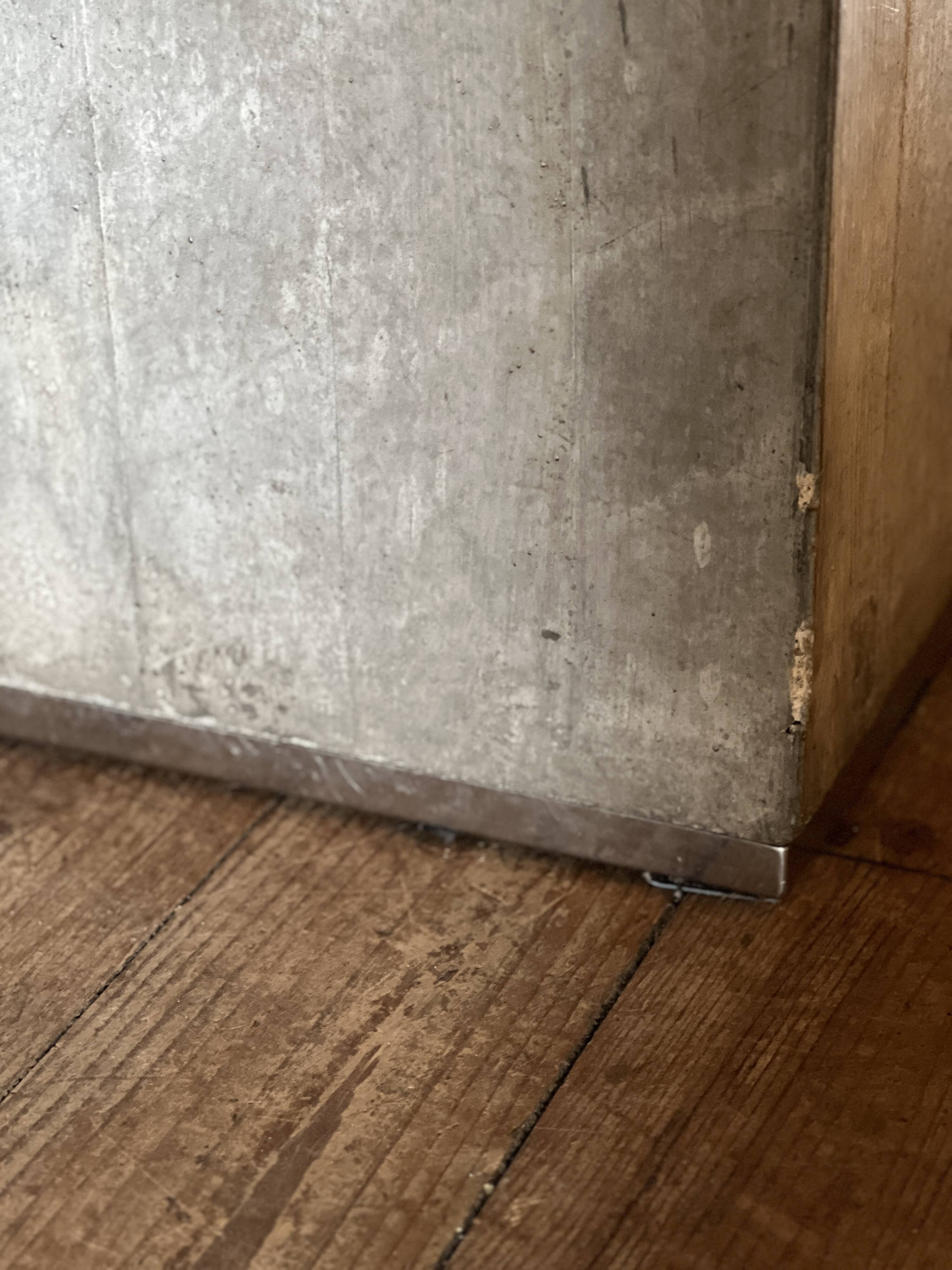 Round table by Sergio & Giorgio Saporiti