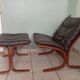 Fauteuil Ingmar Relling chauffeuses et Ottoman bois vintage scandinave