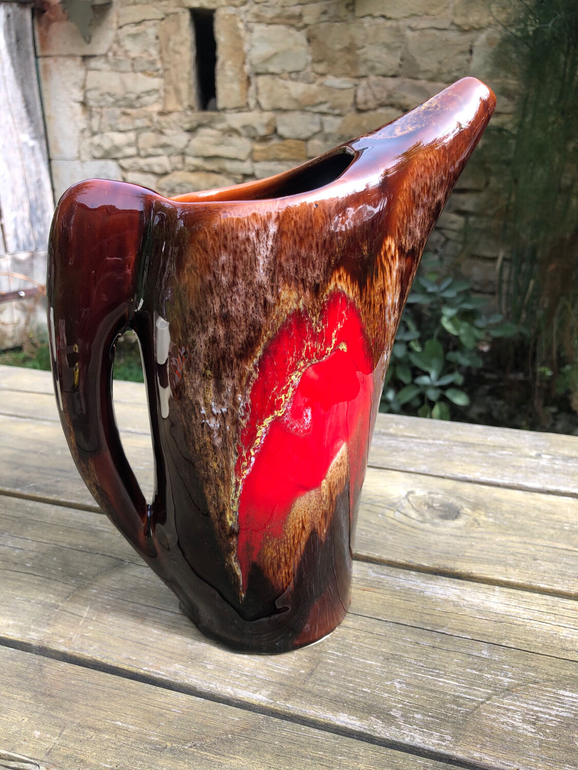 Pitcher/vase Poët Laval