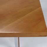 Table en Poirier par Gordon Russell, années 1970