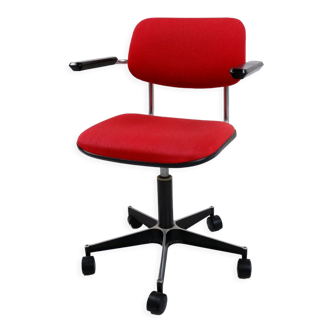 Gispen 1548 desk chair by A. Cordemeyer