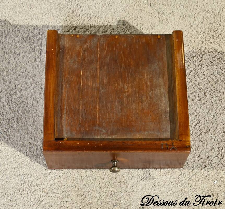 Mahogany Cloakroom, Art Deco Period – 1930