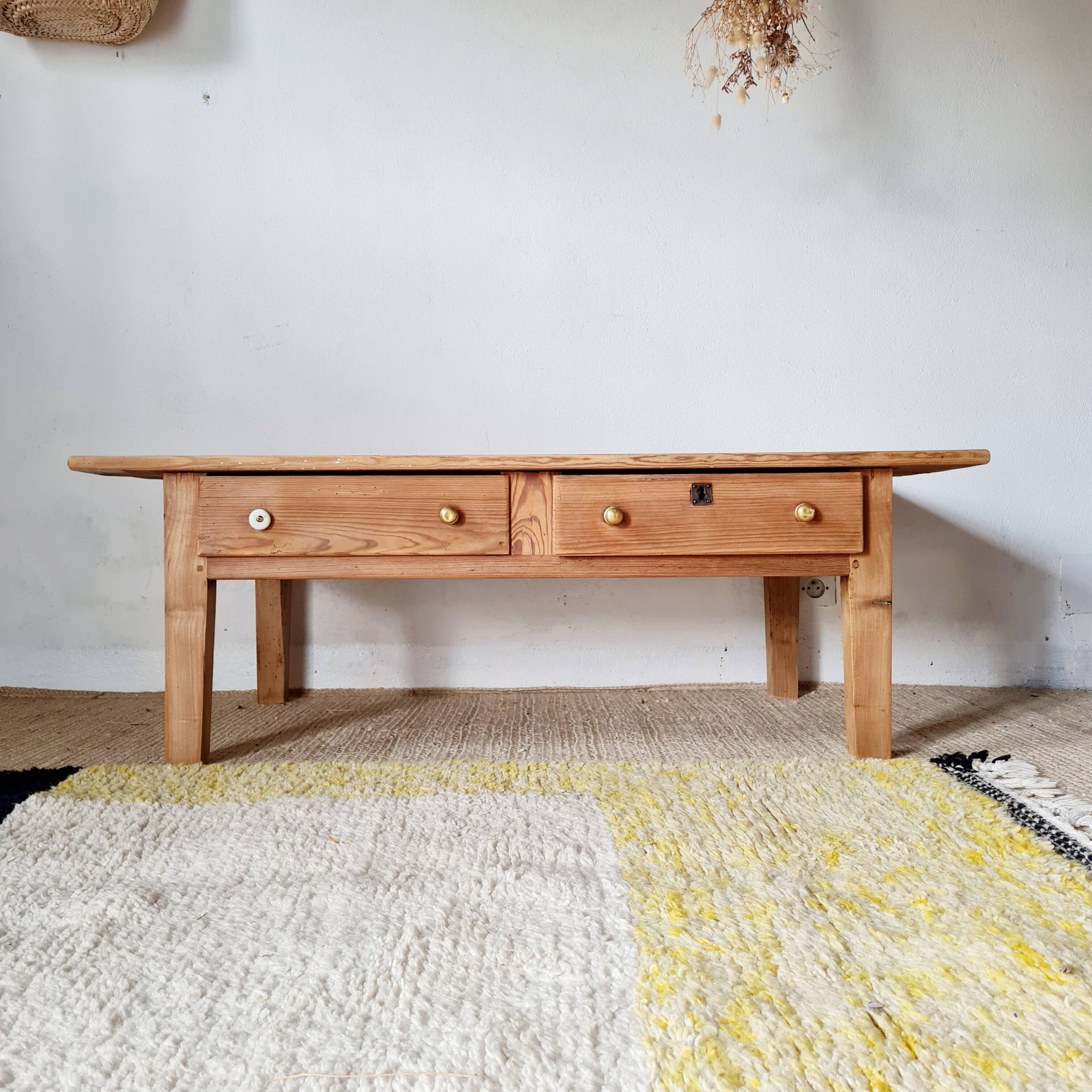 Table de ferme basse en bois 2 tiroirs