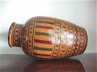 Safi pottery vase