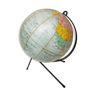 Globe terrestre " Girard , Barrière et Thomas Geographes Editeurs Paris " tripode