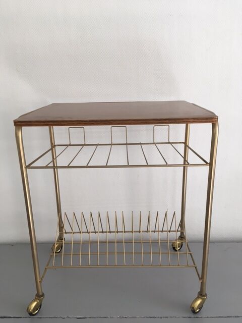 Magazines door vinyl celette