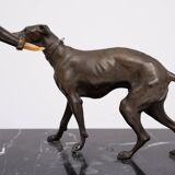 Sculpture Art Déco d'une femme avec des lévriers 1920/30 France