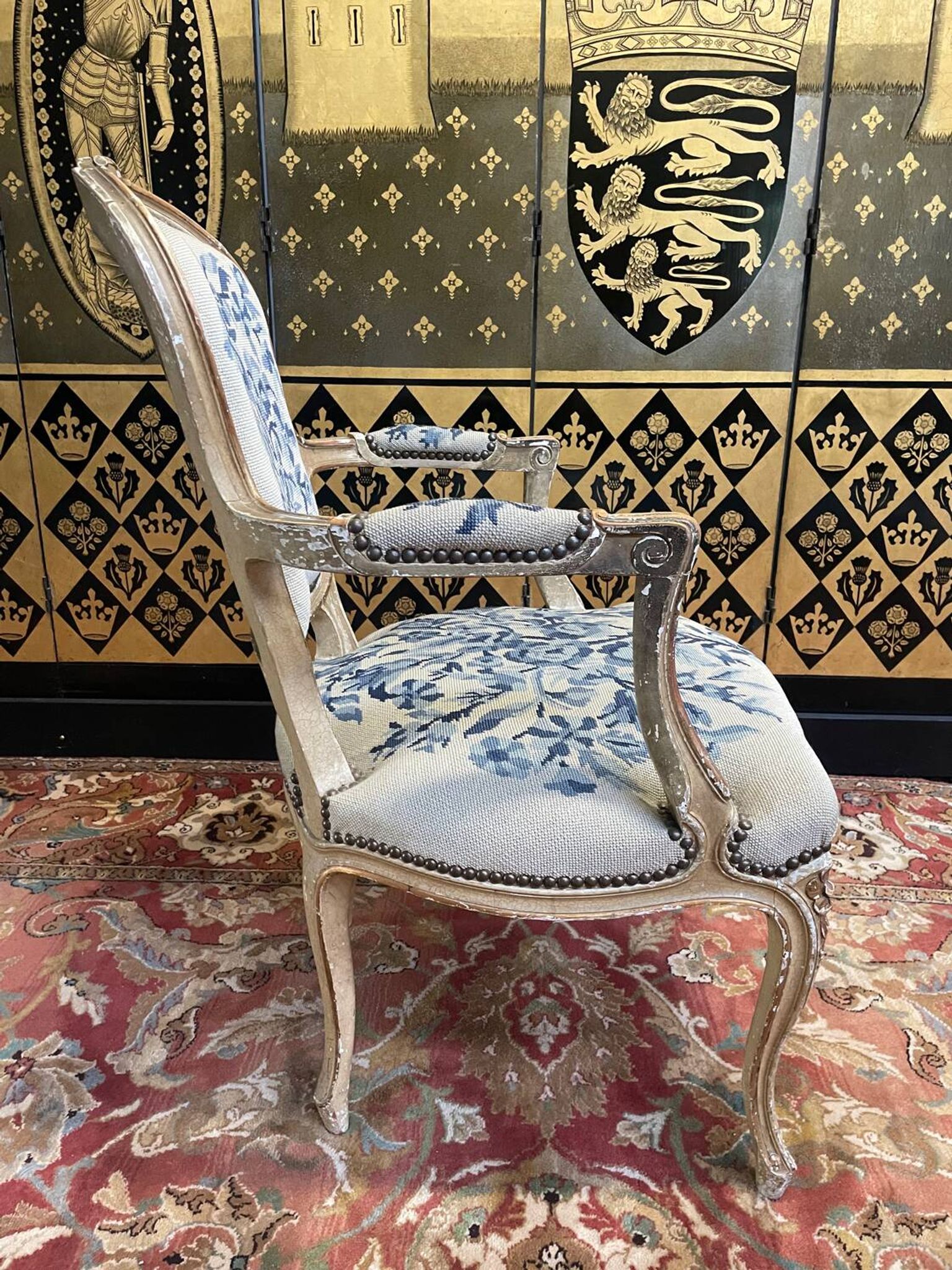 Suite of 4 Louis XV style convertible armchairs