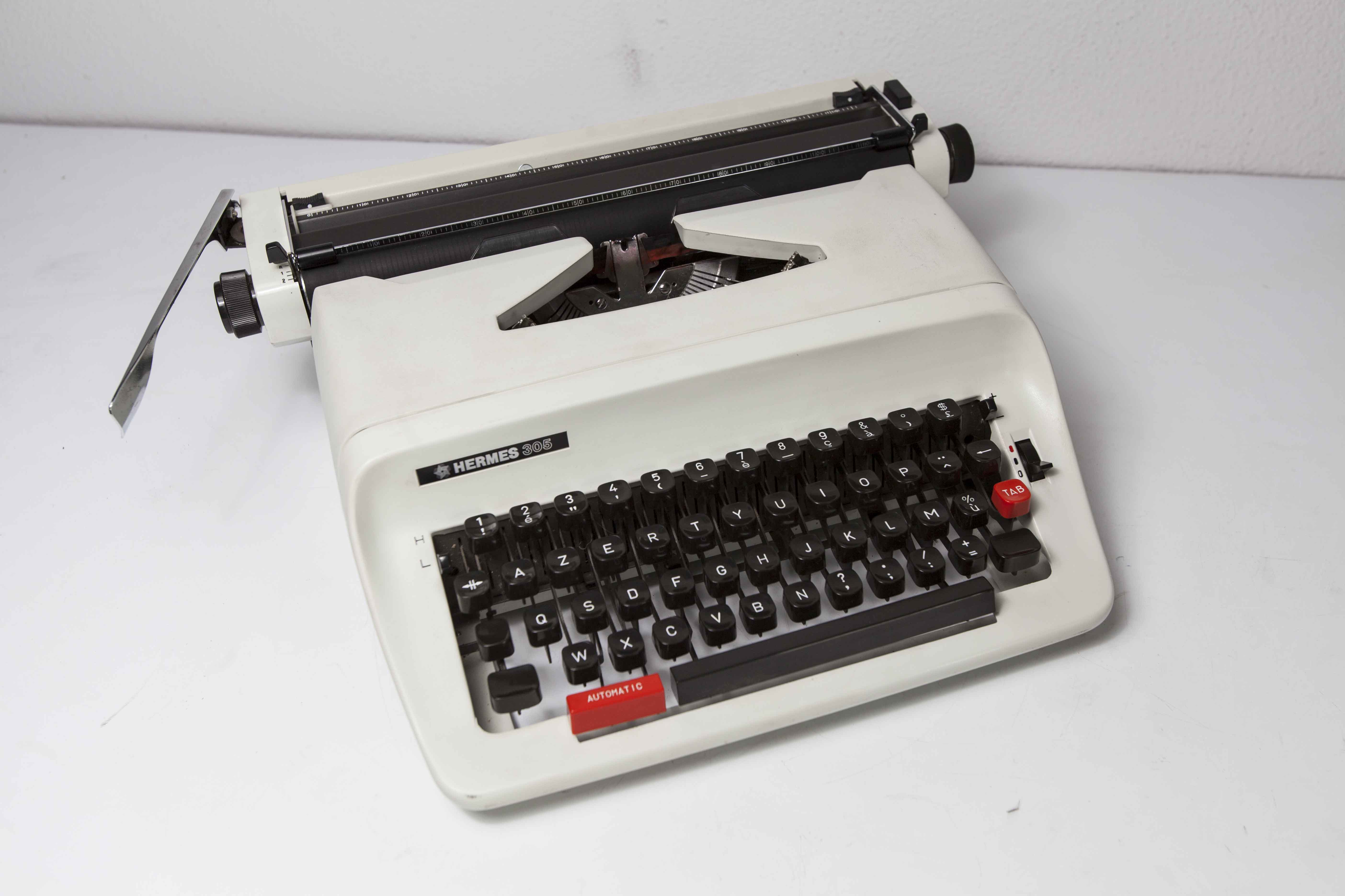 Machine à écrire Hermès 305 révisée