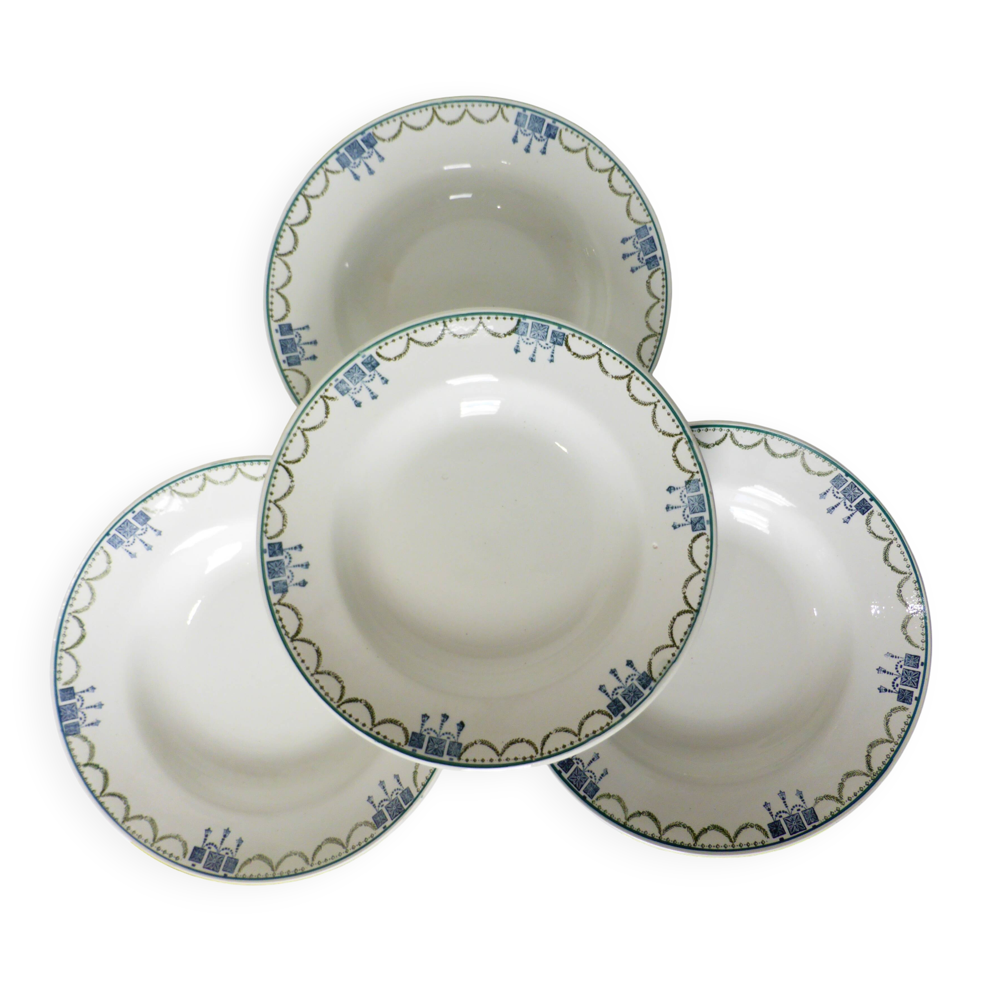 4 vintage deep plates from St Amand 220625