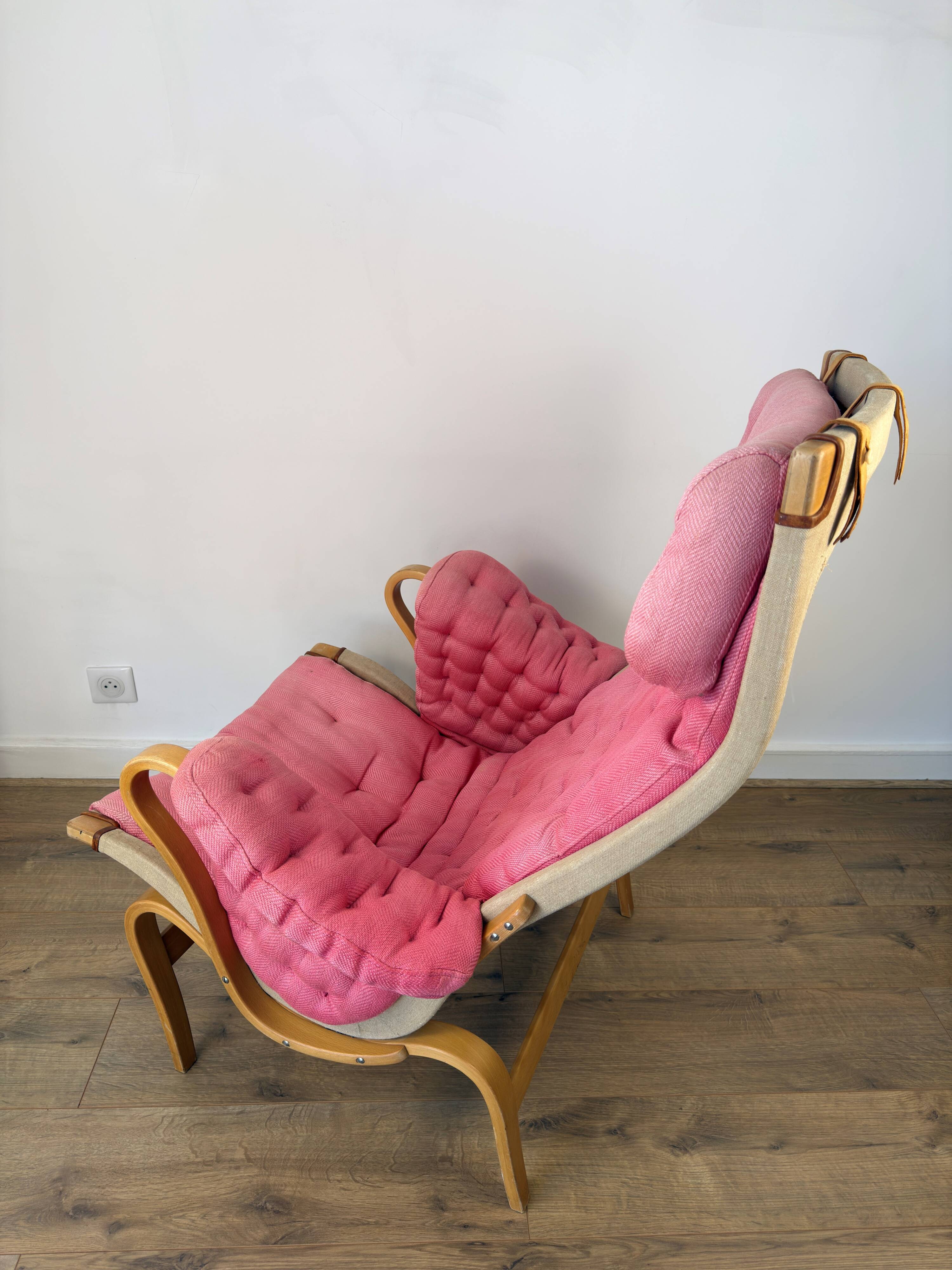 Pernilla Armchair by Bruno Mathsson for DUX – Pink Upholstery, 1970s–1980s