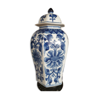 Ancienne potiche chinoise porcelaine signée  pot a gingembre h.27cm