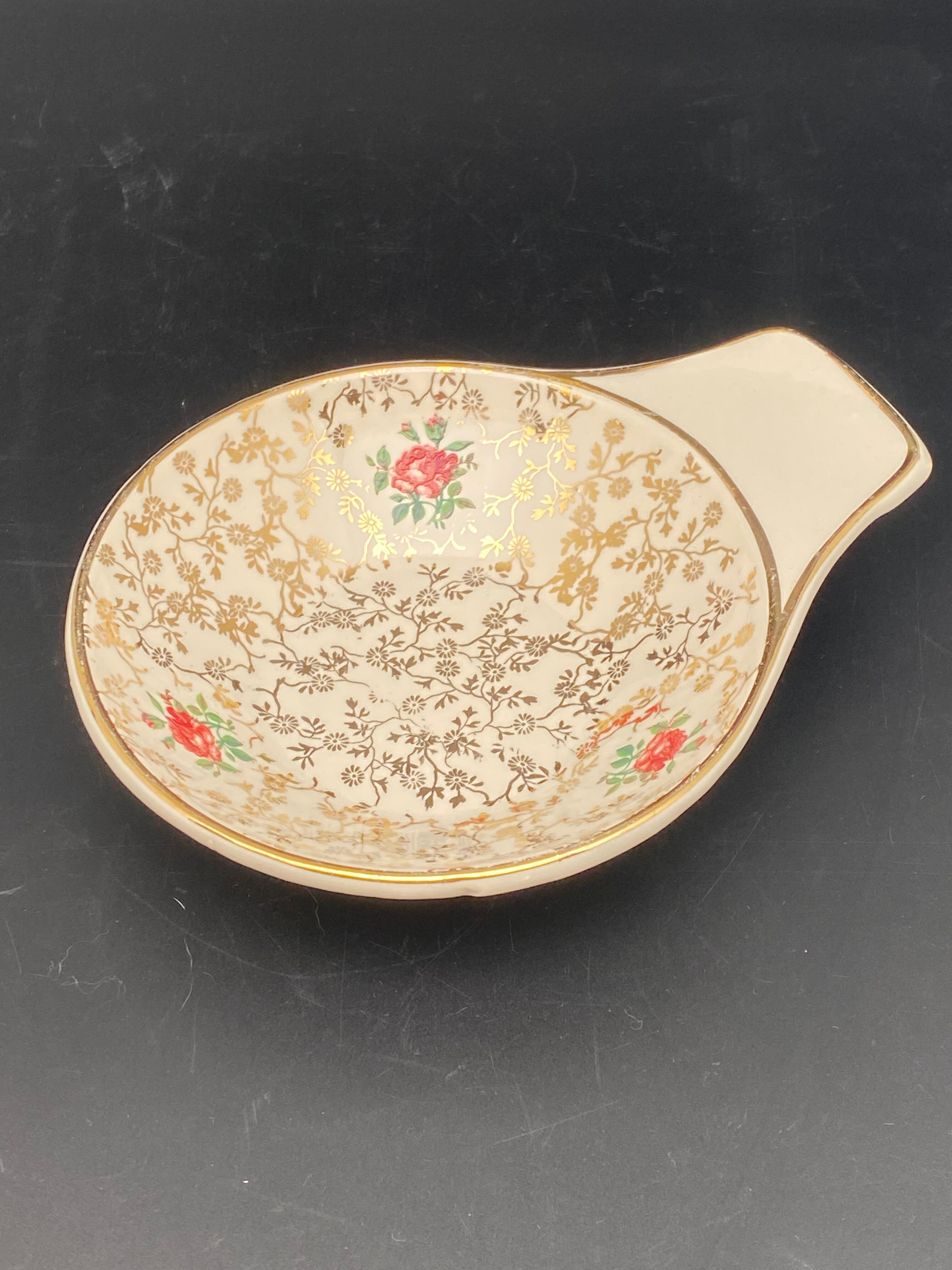 Villeroy & Boch porcelain tea set roses and gilding