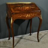 Petit Bureau de Dame en Palissandre, style Louis XV – 2ème Partie XIXe