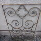 Grille en fer forgé, ancienne