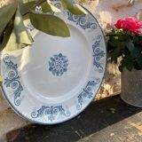 Set of 2 round dishes