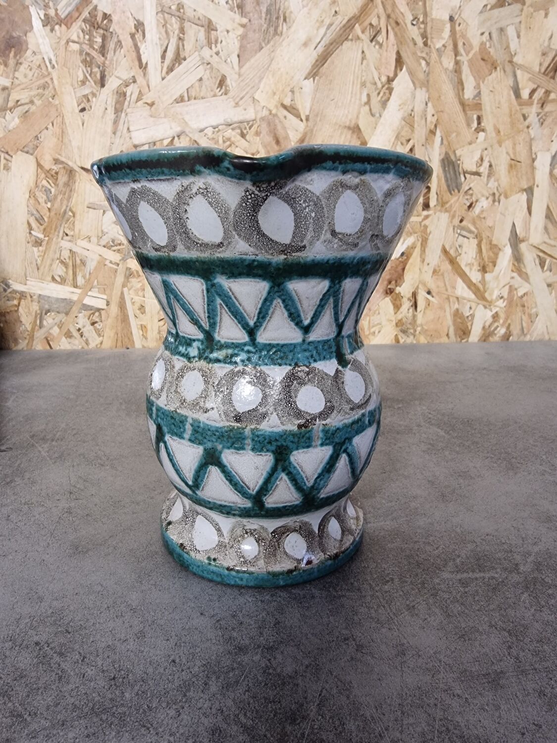 Pitcher Robert Picault