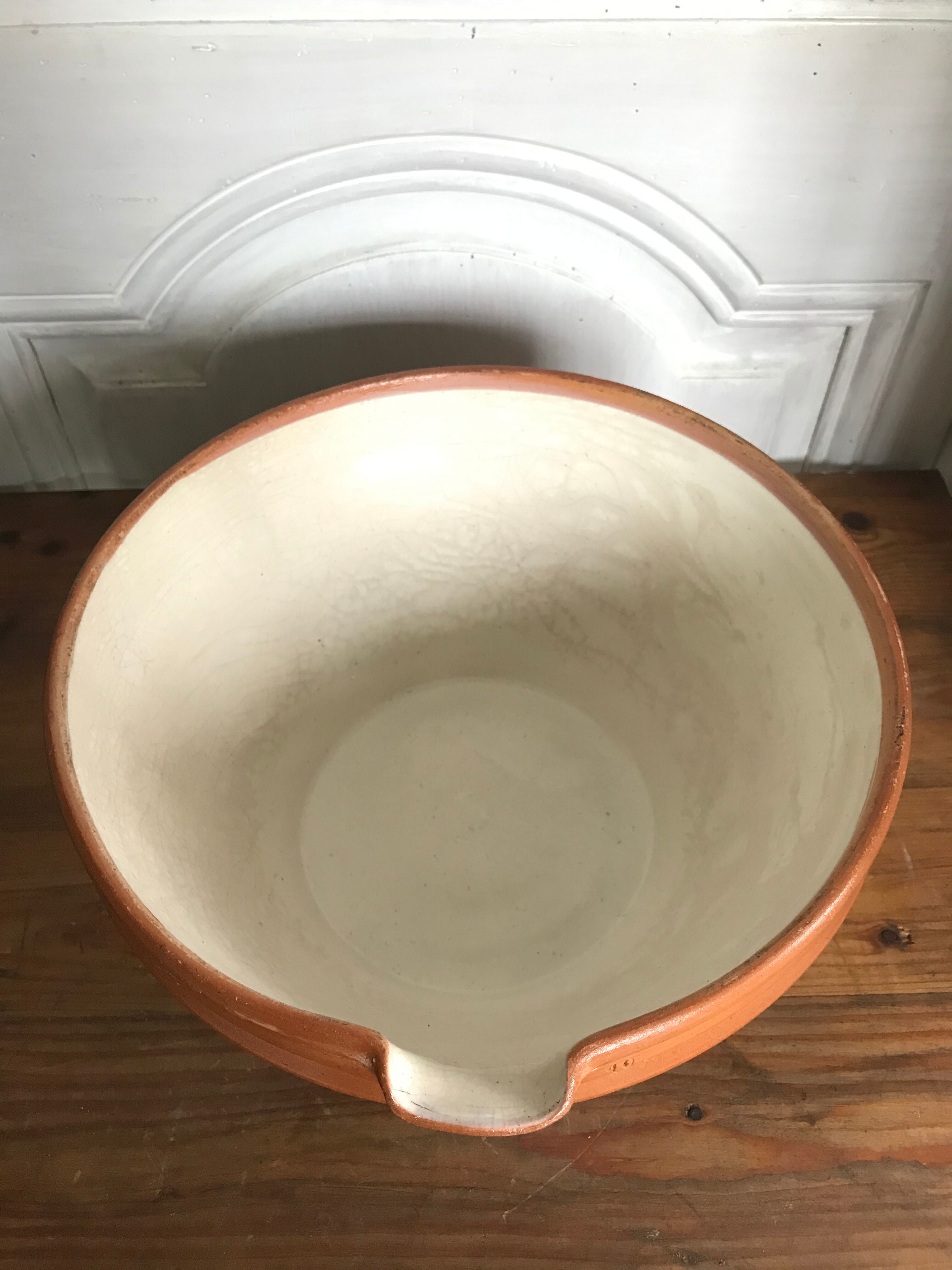 Plat en terre cuite émaillée 10l