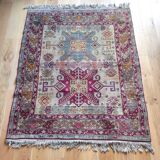 Oriental carpet 161 x 132 cm