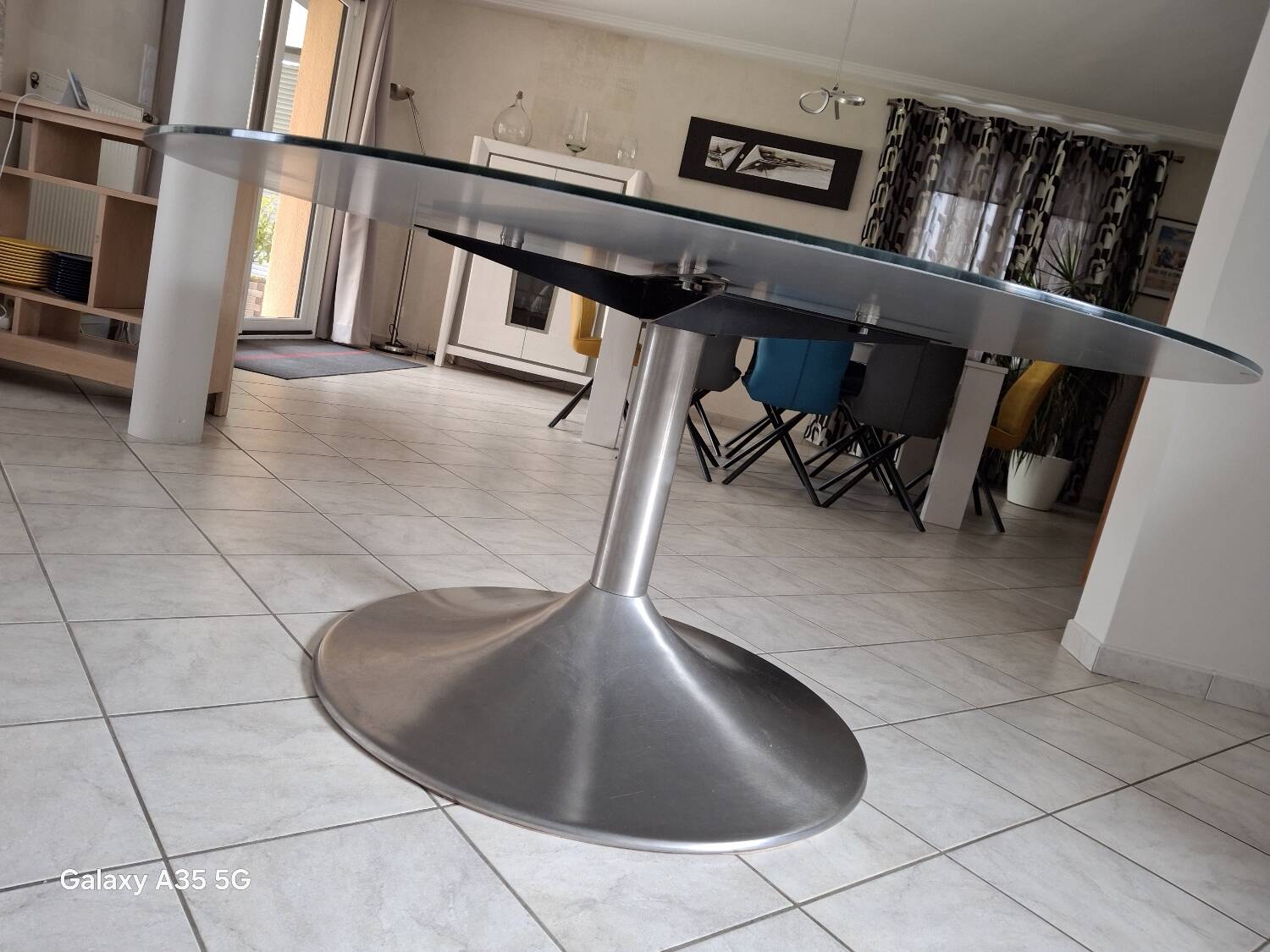 Round table Vesuvius 160 cm Gold