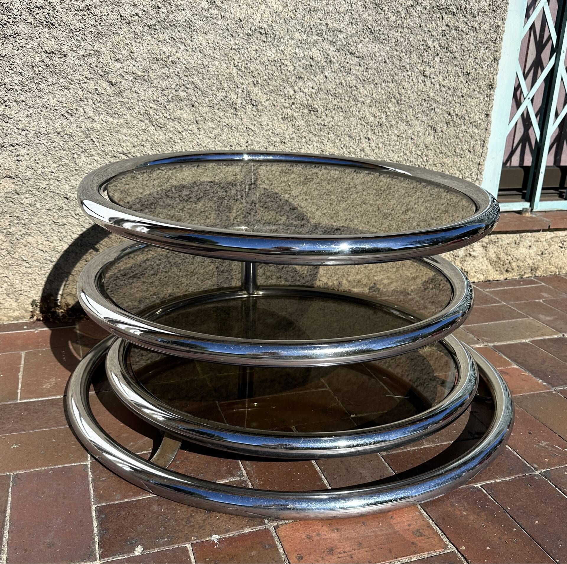 Vintage swivel coffee table by Milo Baughman, Artedis Roche Bobois