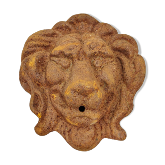 Tête de lion pour fontaine ou bassin en fonte