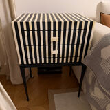 Graphic bedside table