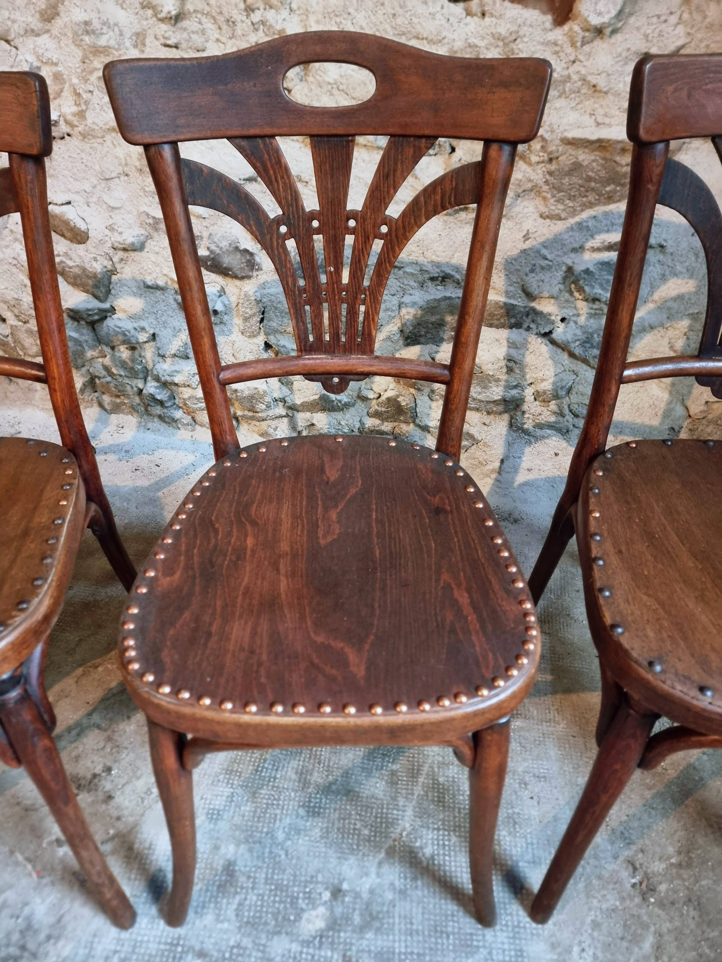 Ensemble de 4 chaises bistrot françaises anciennes Thonet – vers 1920
