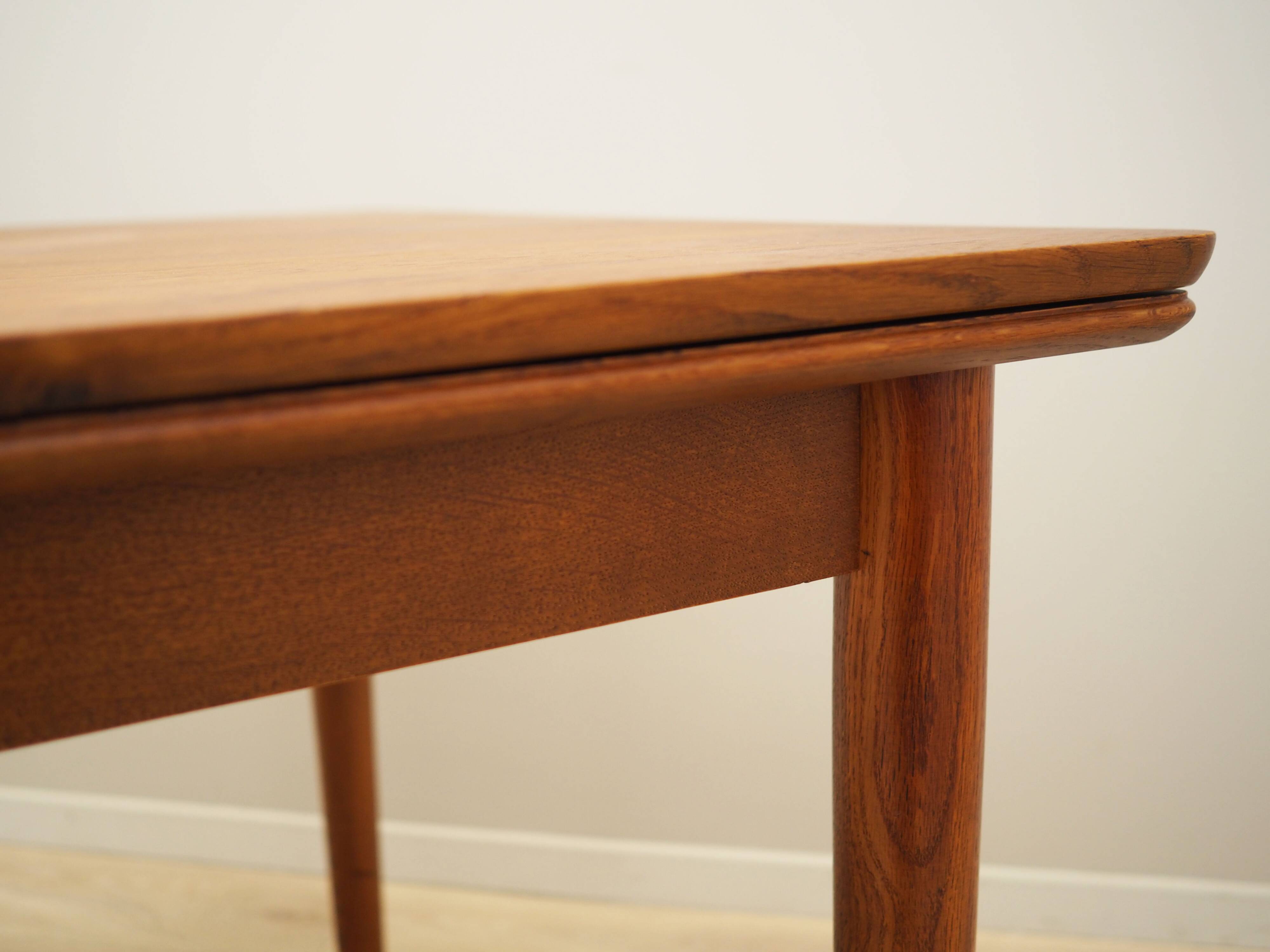 Oak table, Danish design, 1970s, production: Denmark