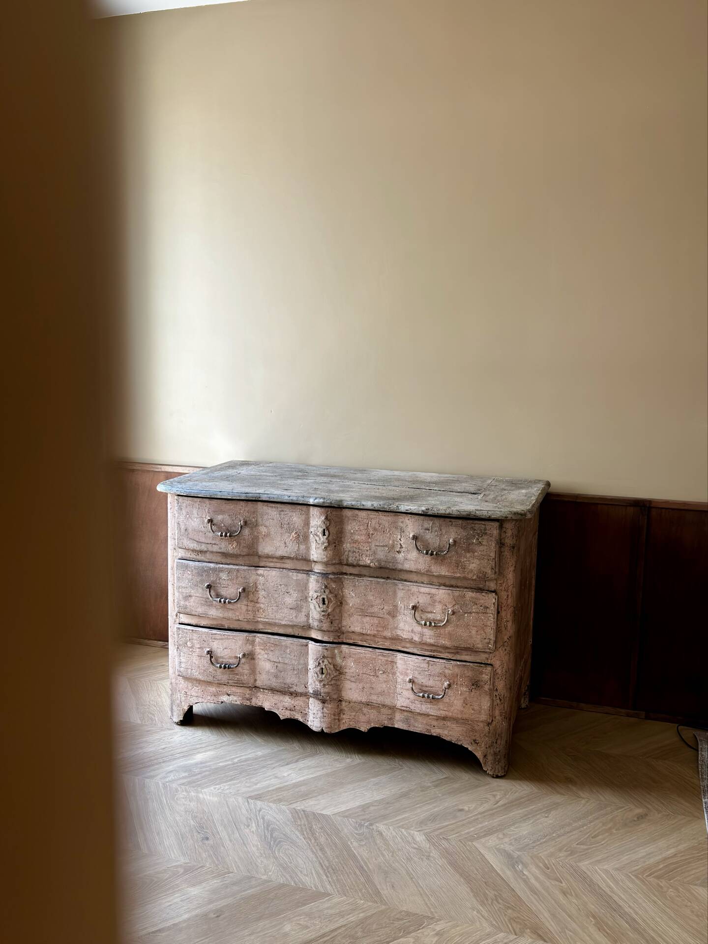 18th-century commode with a patina