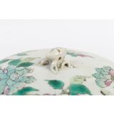 Covered Pot China, Late Nineteenth Century