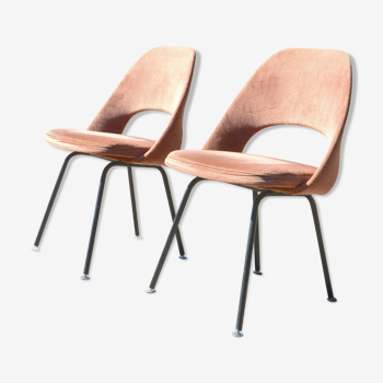 Paire de chaises "Conference" d'Eero Saarinen en velours Knoll