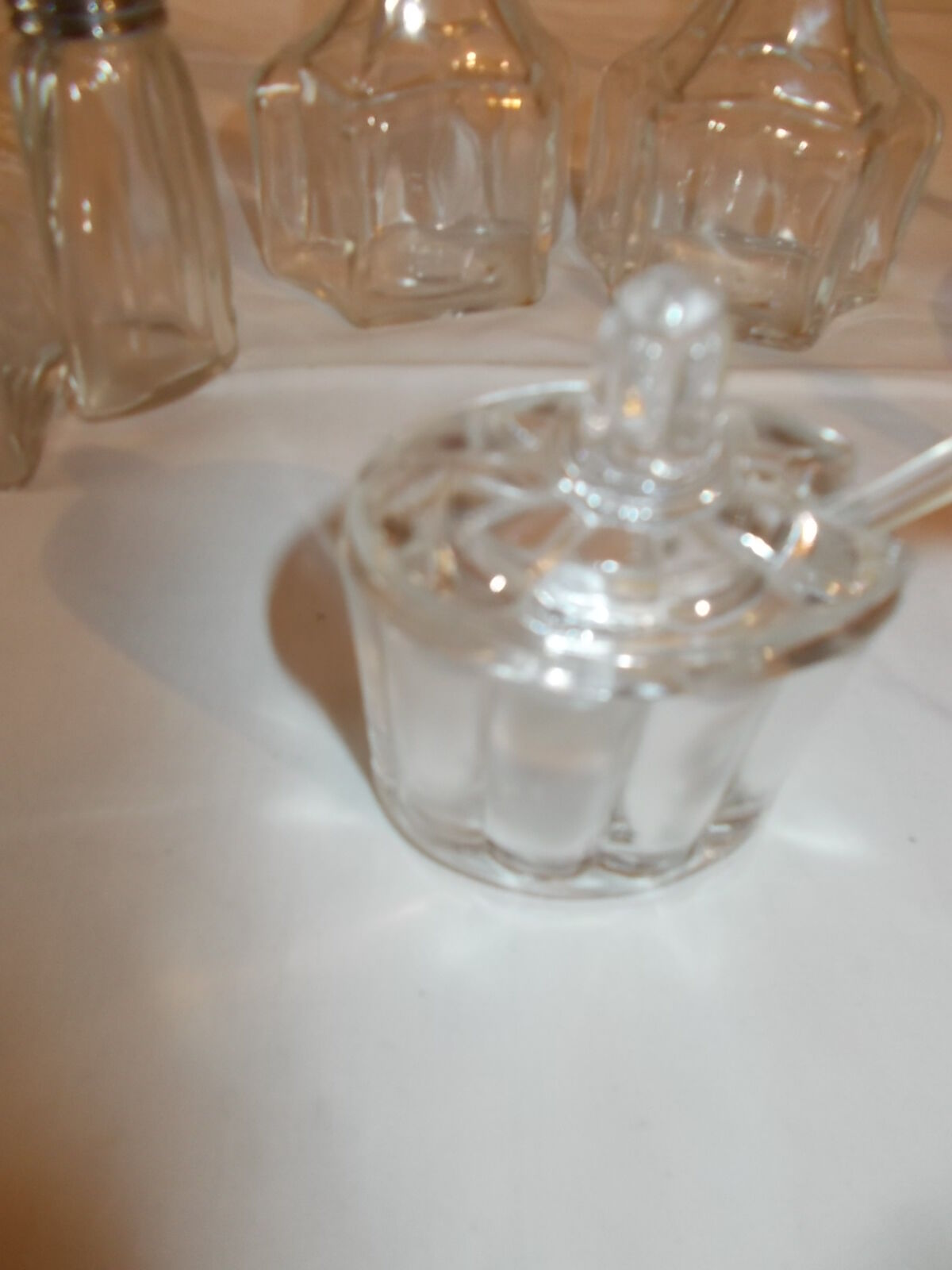 Servant oil vinegar salt-pepper-mustard