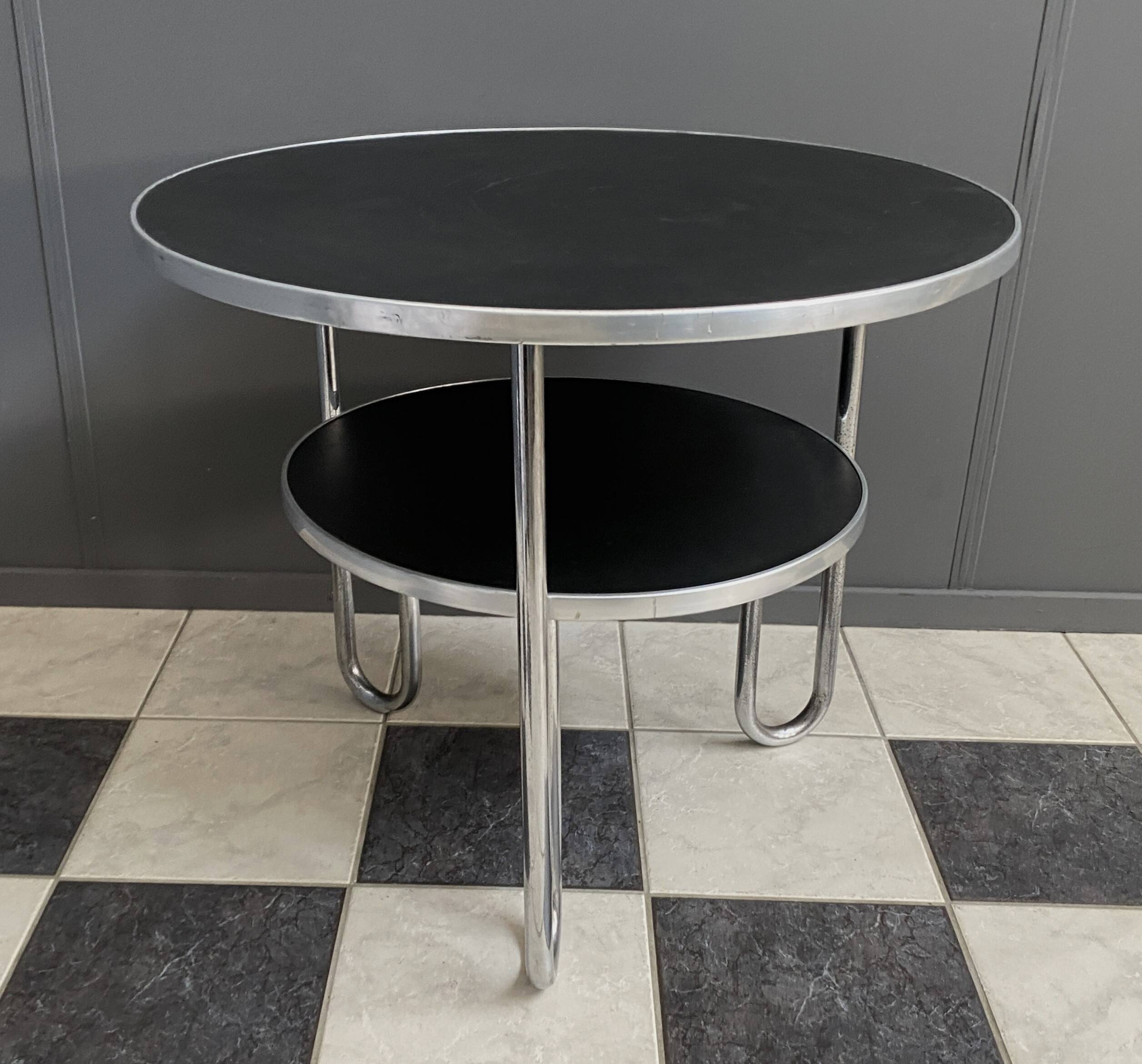 Round 2 tier Mauser Werke Bauhaus coffee table