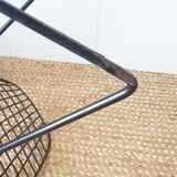 Diamond armchair by Harry Bertoia