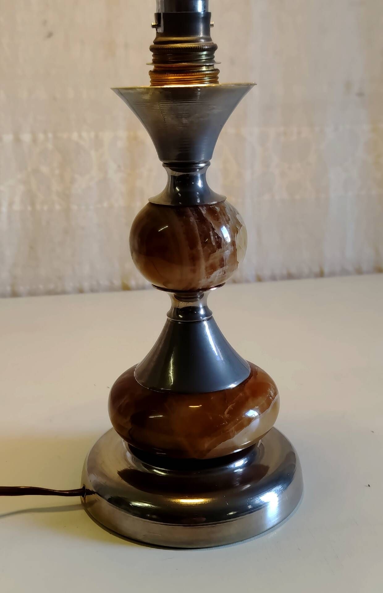 Table lamp base in onyx and chrome metal - 1970s