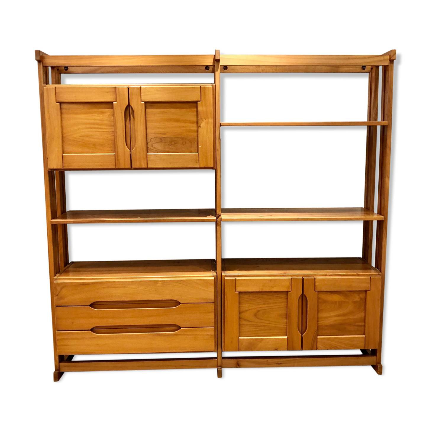 Regain 1970 modular library in solid elm