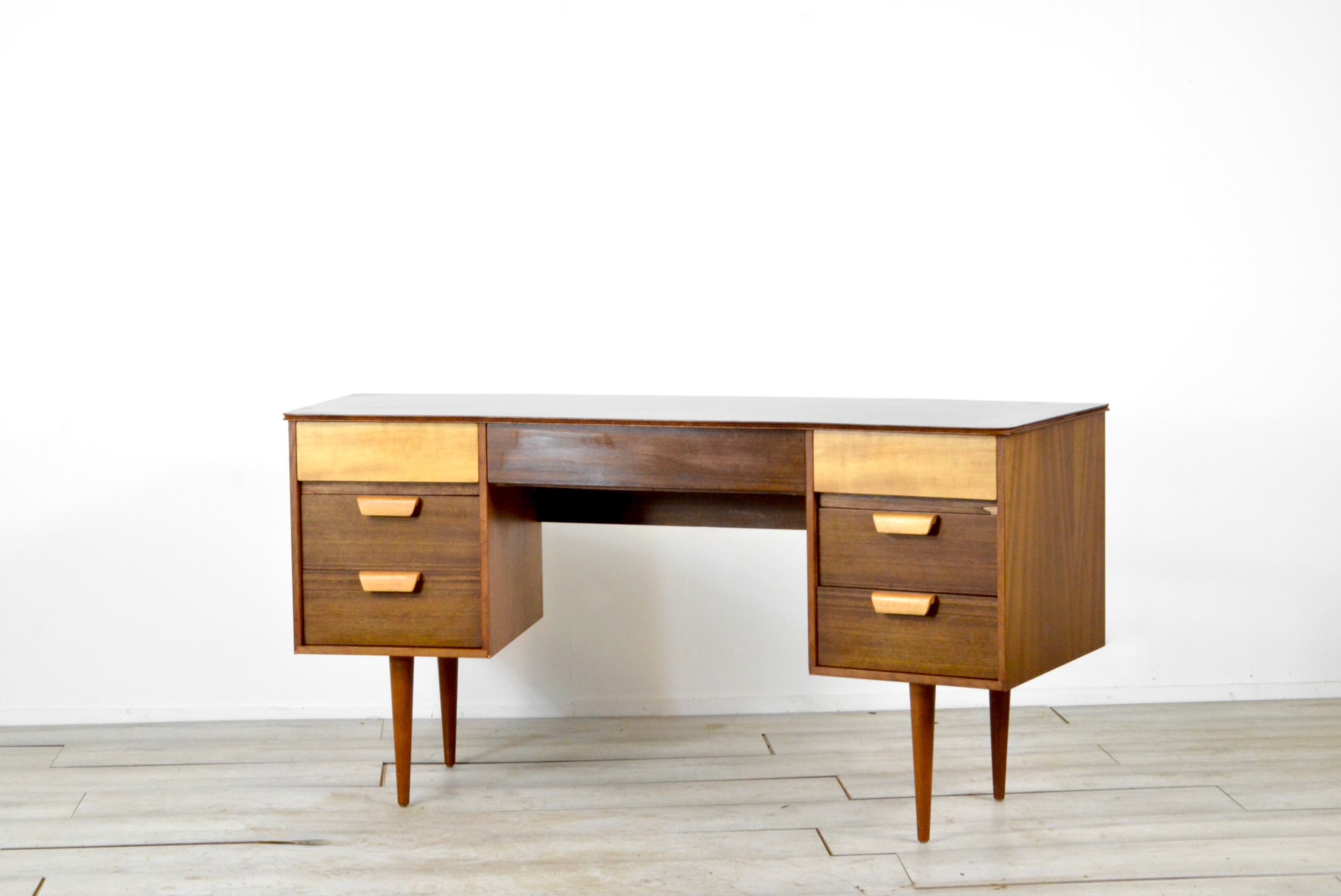 Midcentury Uniflex Walnut And Beech Concave Desk Designed By Gunther Hoffstead .