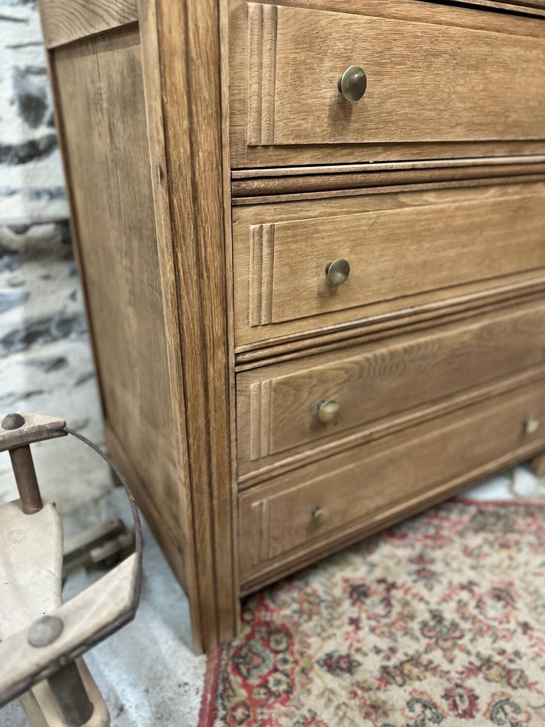 Superb 4-drawer chest of drawers from the 50s in raw wood