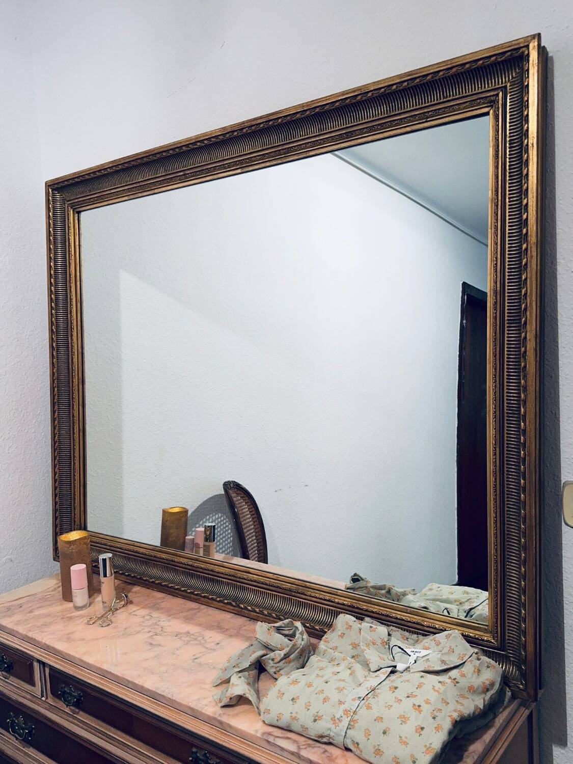 Neo-classical mirror, 1970