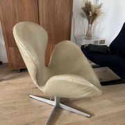 Swan Chair Arne Jacobsen first edition Fritz Hansen 1960s