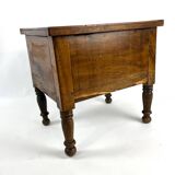 Wooden entrance trunk stool