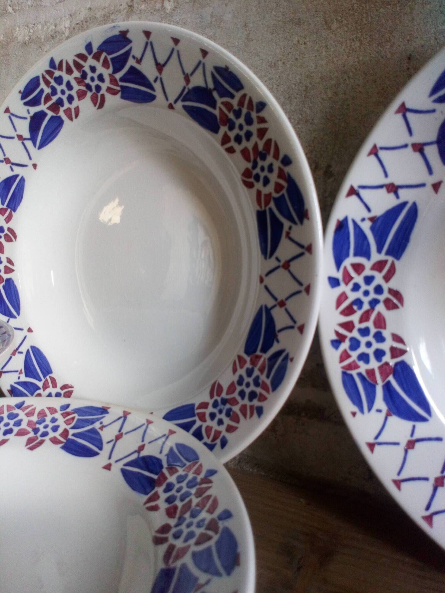 Six old plates in Sarreguemines of the "Turbigo" service