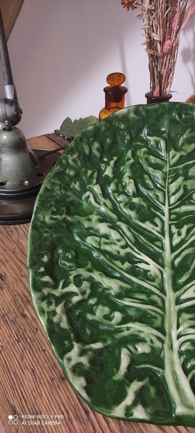 Grand plat Feuille de Chou Barbotine