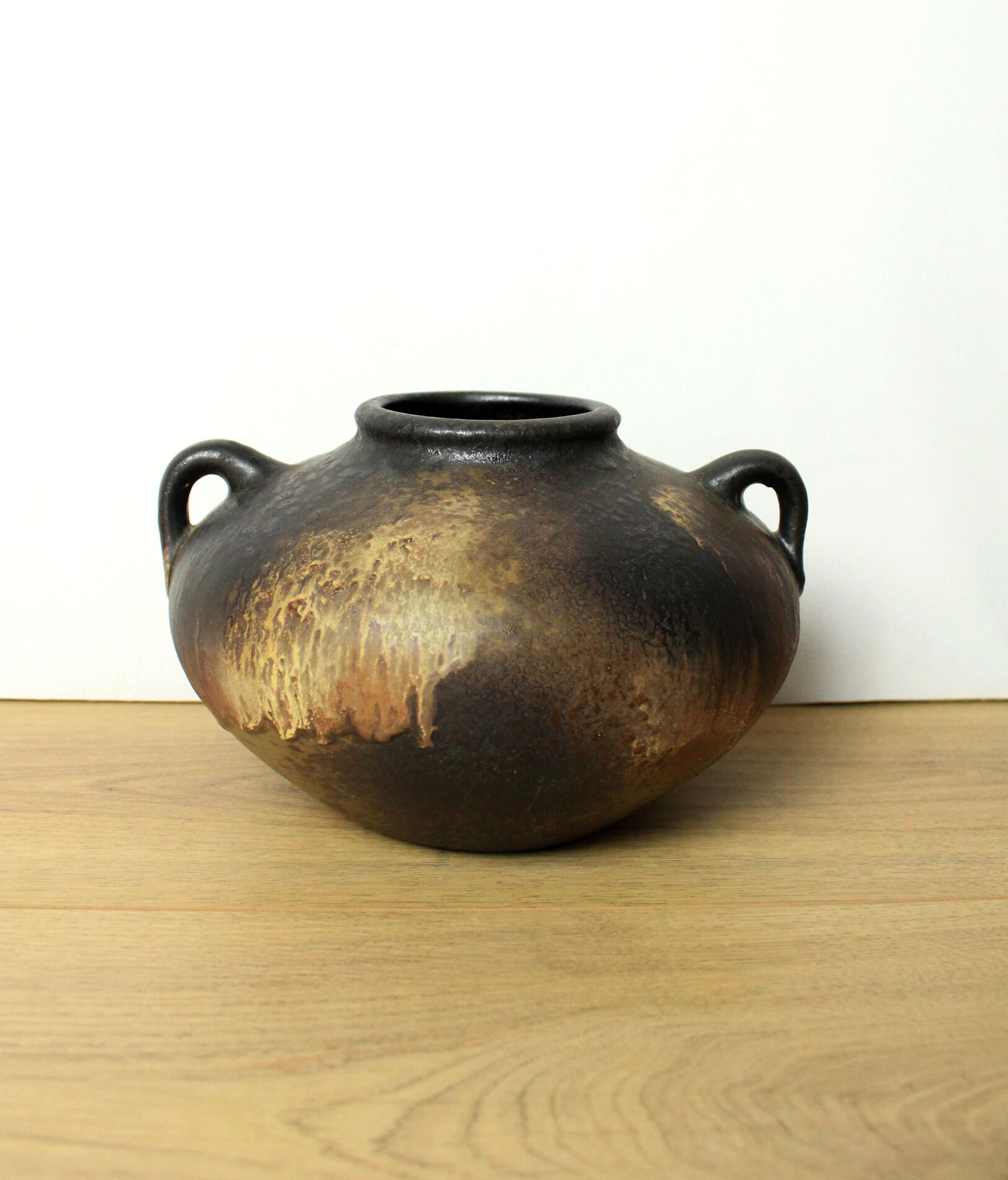 Rare Ruscha vase signed in ceramic K1